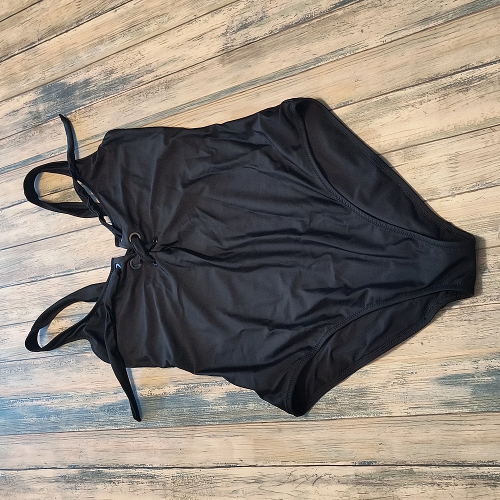 Aerie tie front one piece Sz L